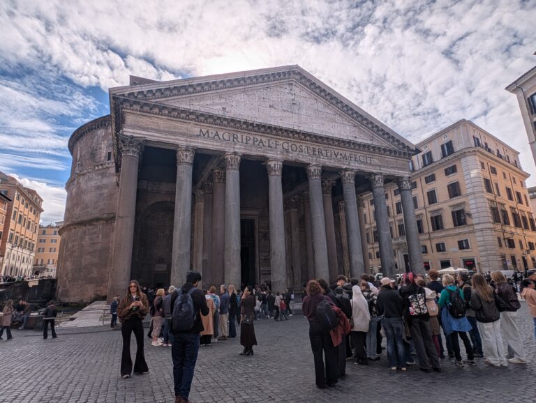 Guía para Visitar el Panteón de Roma y Secretos bajo una Cúpula Perfecta